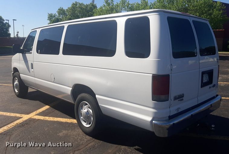 image for item NU9798 2009 Ford  E350 van