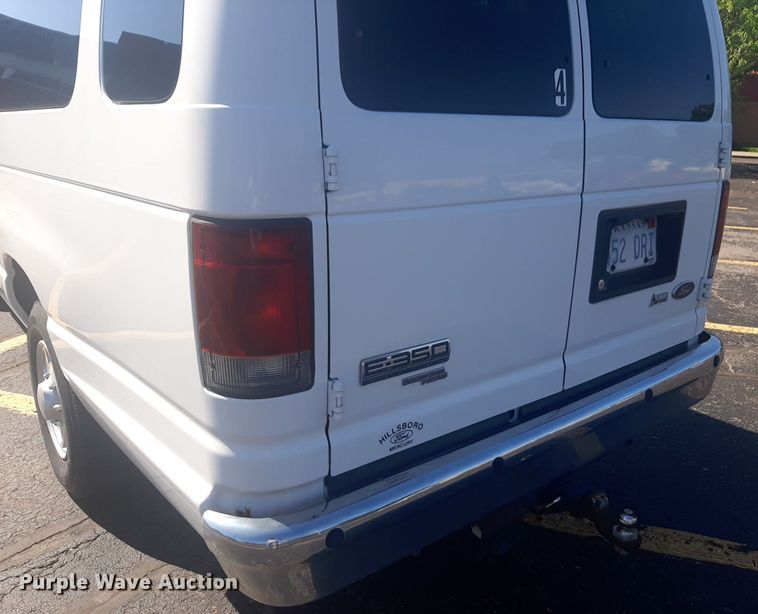 image for item NU9798 2009 Ford  E350 van