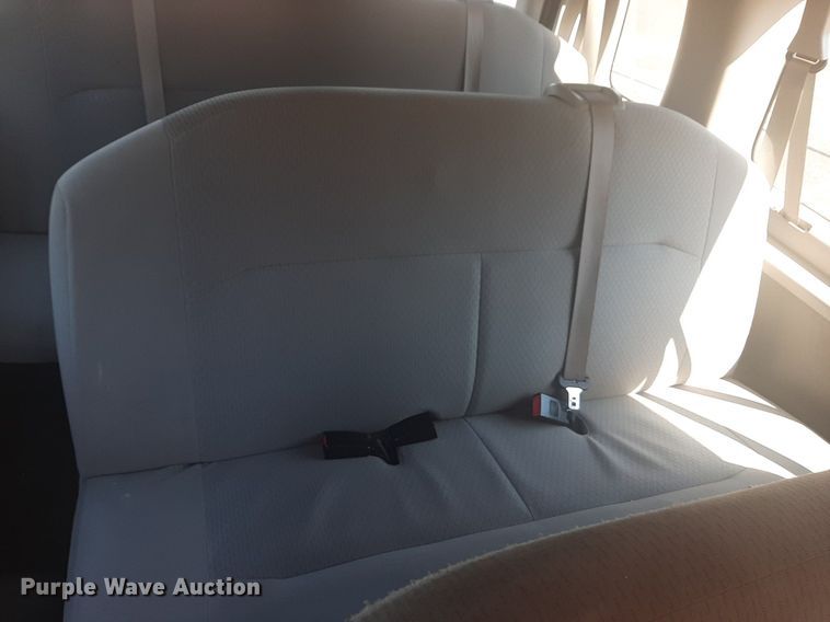 image for item NU9798 2009 Ford  E350 van