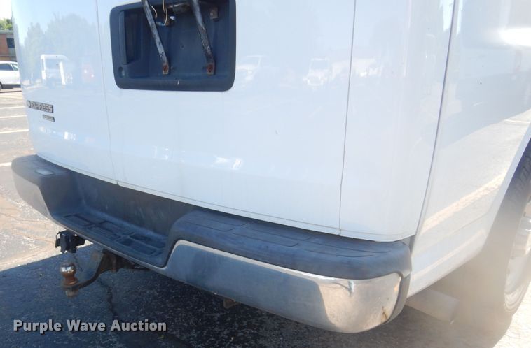 image for item NU9799 2014 Chevrolet  Express 3500 van