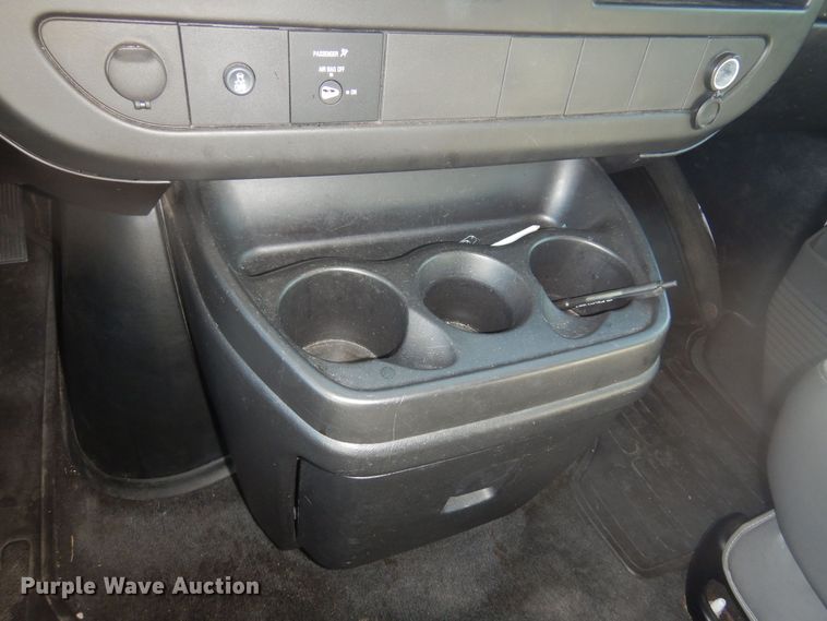 image for item NU9799 2014 Chevrolet  Express 3500 van