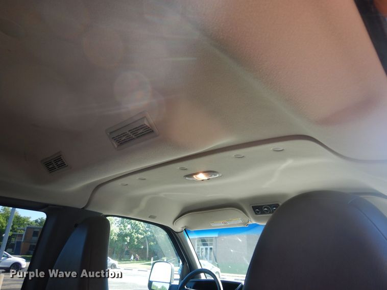 image for item NU9799 2014 Chevrolet  Express 3500 van