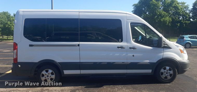 image for item NU9801 2017 Ford Transit 350 Wagon van