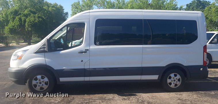 image for item NU9801 2017 Ford Transit 350 Wagon van