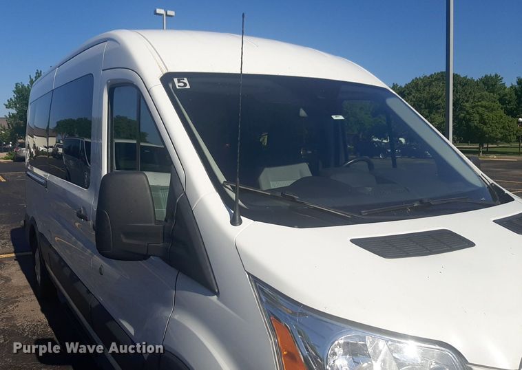 image for item NU9801 2017 Ford Transit 350 Wagon van