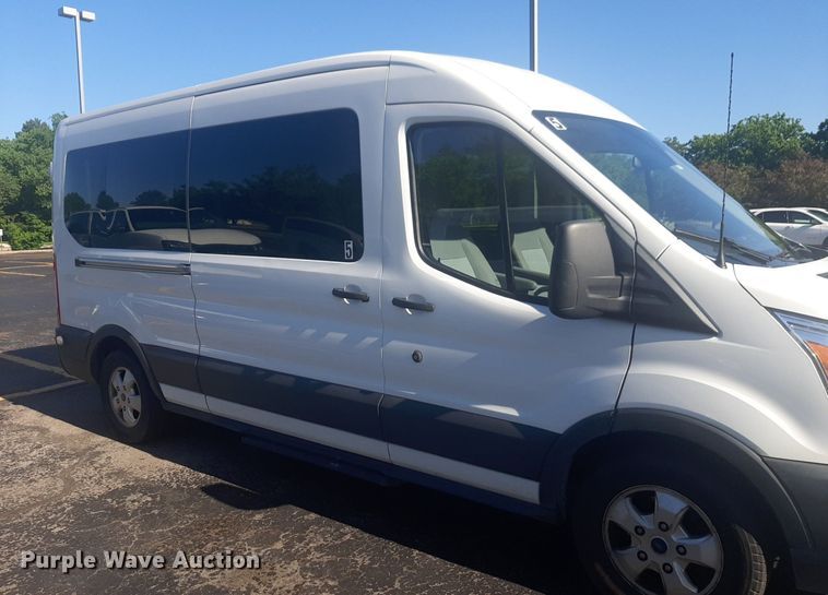 image for item NU9801 2017 Ford Transit 350 Wagon van