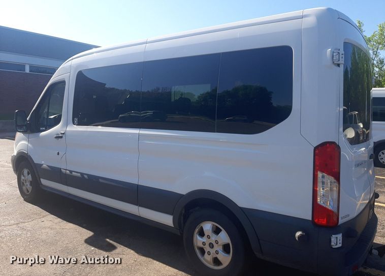 image for item NU9801 2017 Ford Transit 350 Wagon van