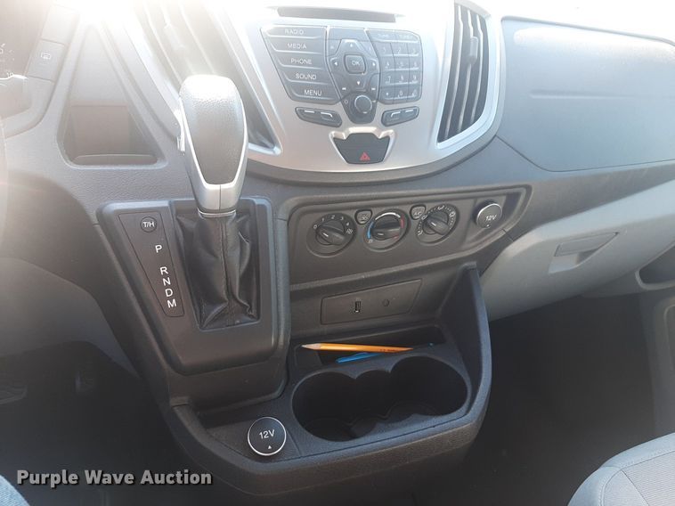 image for item NU9801 2017 Ford Transit 350 Wagon van