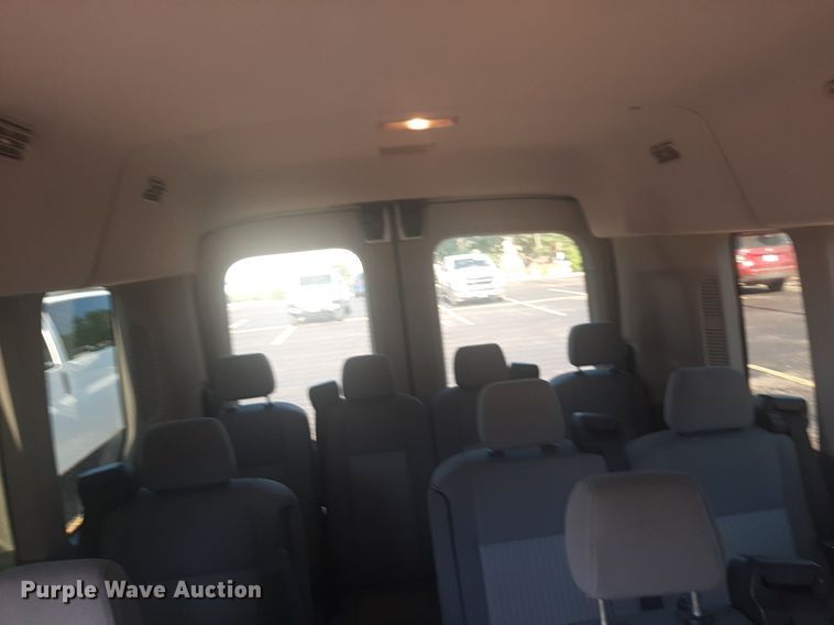 image for item NU9801 2017 Ford Transit 350 Wagon van