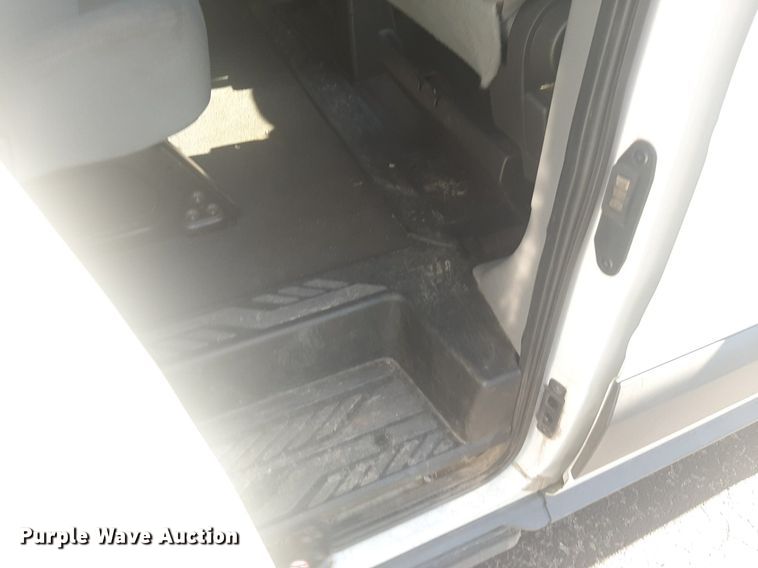 image for item NU9801 2017 Ford Transit 350 Wagon van