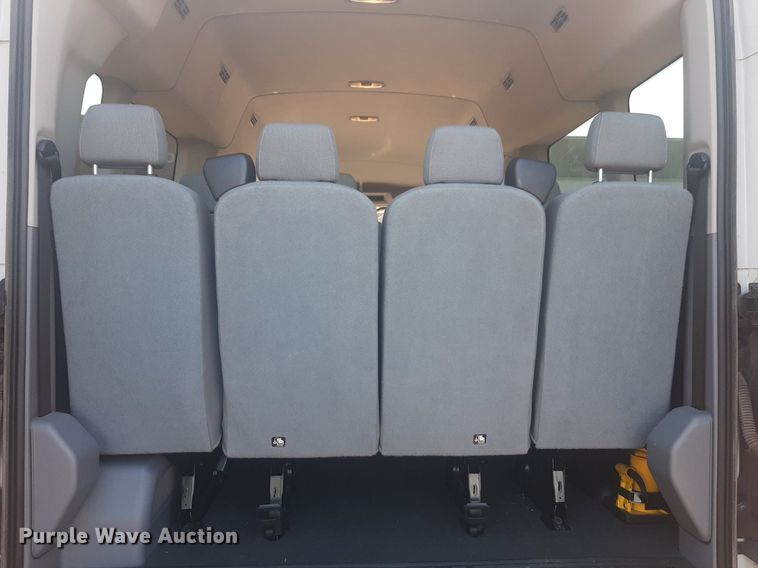 image for item NU9801 2017 Ford Transit 350 Wagon van