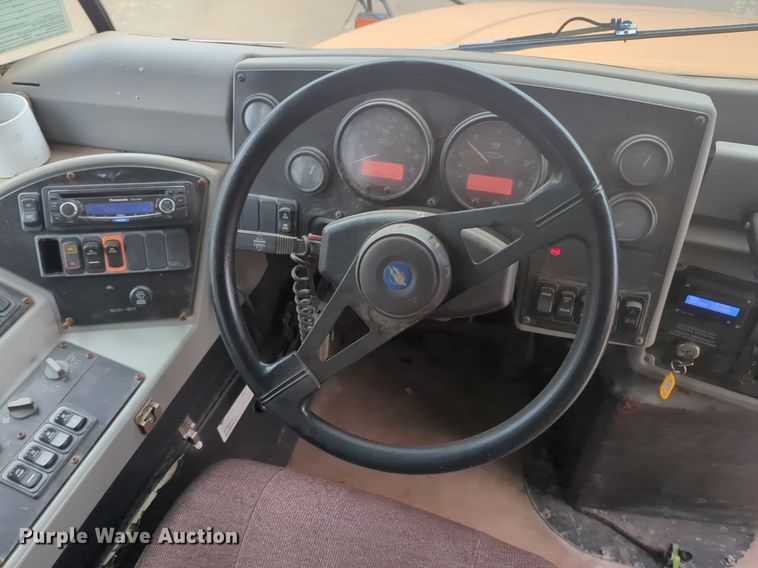 image for item NZ9718 2007 Blue Bird school bus