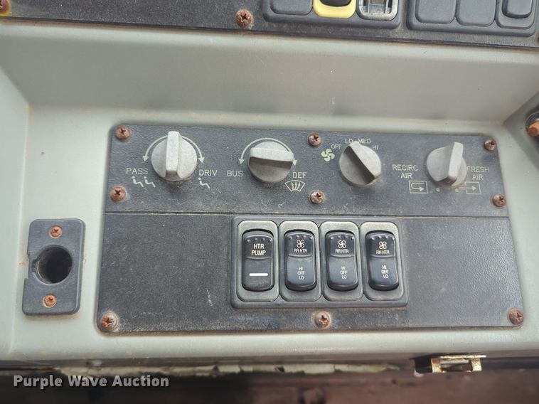 image for item NZ9718 2007 Blue Bird school bus