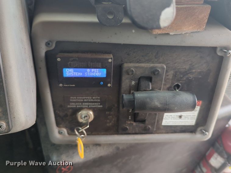 image for item NZ9718 2007 Blue Bird school bus