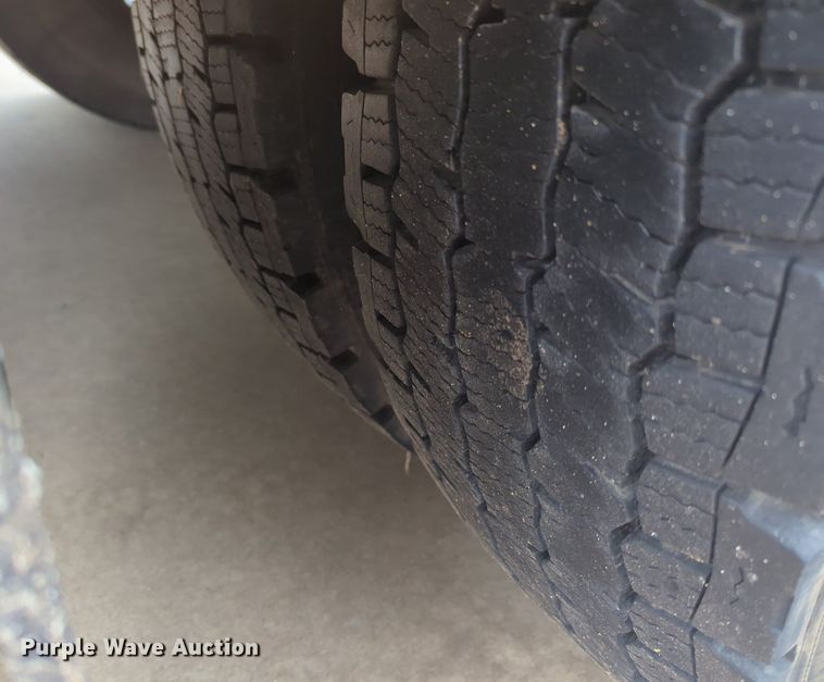 image for item NZ9718 2007 Blue Bird school bus