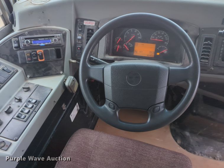 image for item NZ9719 2009 Blue Bird school bus