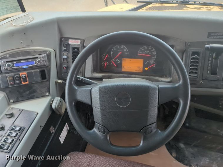 image for item NZ9719 2009 Blue Bird school bus