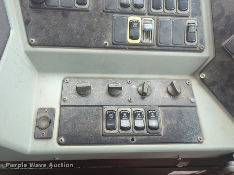 image for item NZ9719 2009 Blue Bird school bus