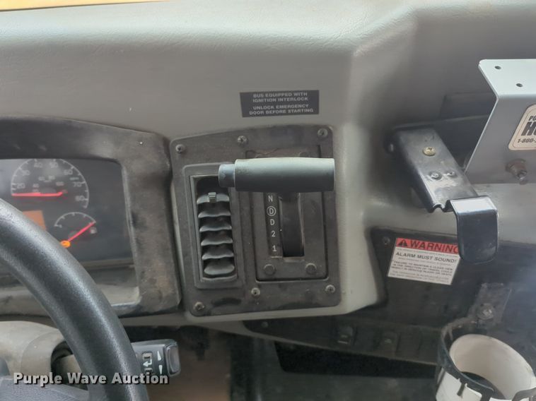 image for item NZ9719 2009 Blue Bird school bus