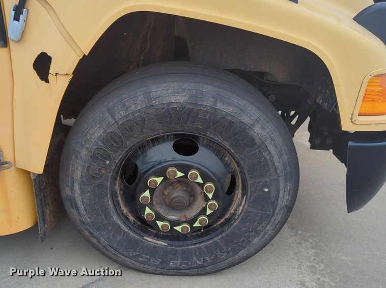 image for item NZ9719 2009 Blue Bird school bus