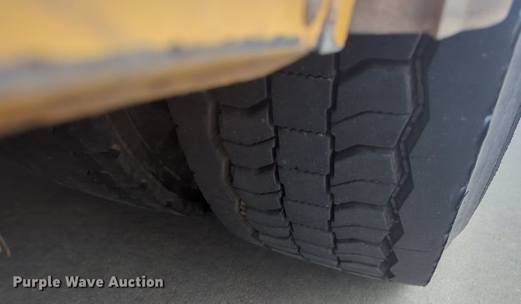 image for item NZ9719 2009 Blue Bird school bus