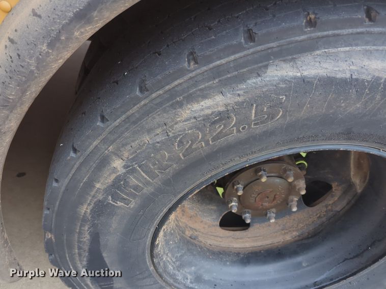 image for item NZ9719 2009 Blue Bird school bus