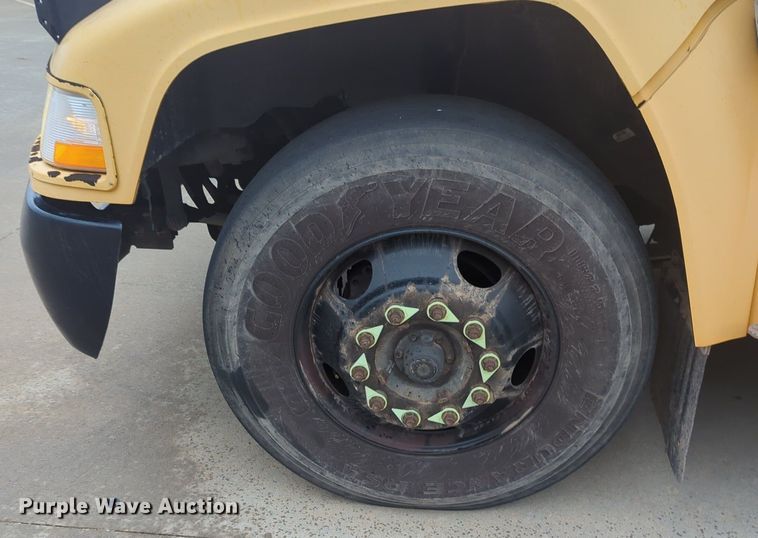 image for item NZ9719 2009 Blue Bird school bus