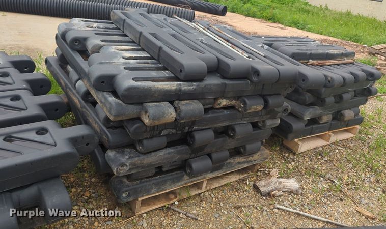 image for item NZ9721 Playground border