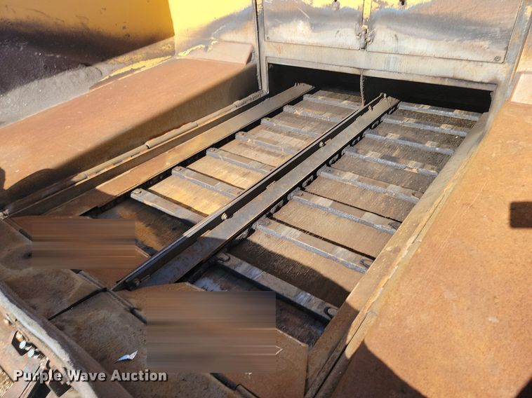 image for item NZ9840 2000 Caterpillar AP1000B paver