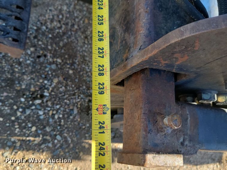 image for item NZ9840 2000 Caterpillar AP1000B paver