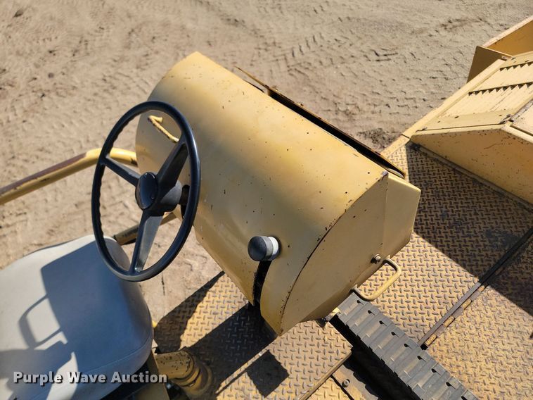 image for item NZ9840 2000 Caterpillar AP1000B paver