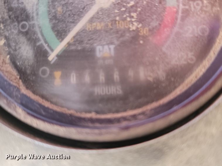 image for item NZ9840 2000 Caterpillar AP1000B paver