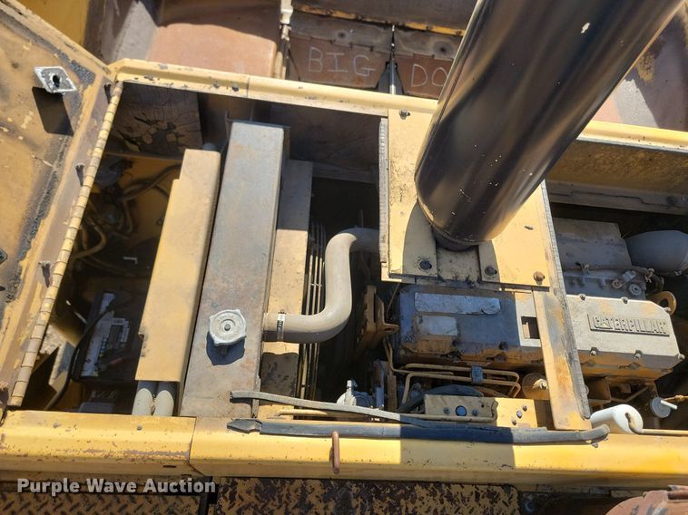 image for item NZ9840 2000 Caterpillar AP1000B paver