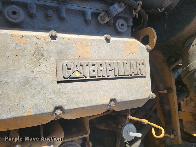 image for item NZ9840 2000 Caterpillar AP1000B paver