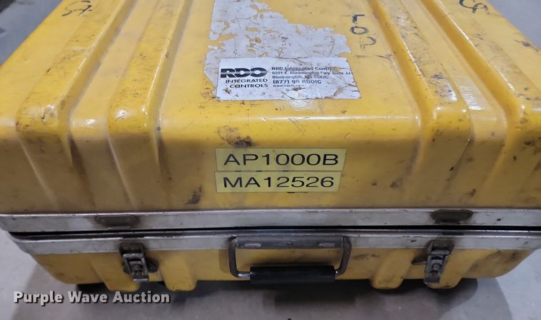 image for item NZ9840 2000 Caterpillar AP1000B paver
