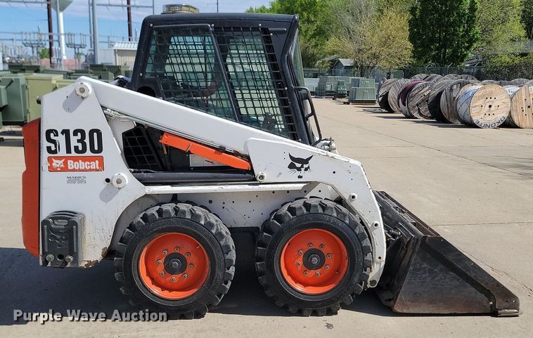 image for item NZ9841 2009 Bobcat S130 skid steer loader