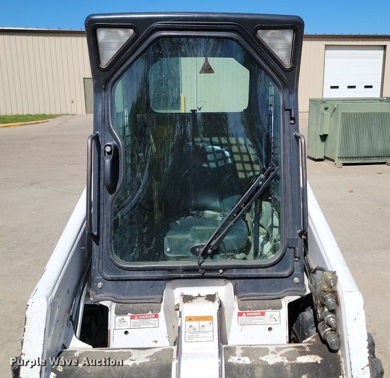 image for item NZ9841 2009 Bobcat S130 skid steer loader