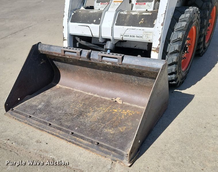 image for item NZ9841 2009 Bobcat S130 skid steer loader