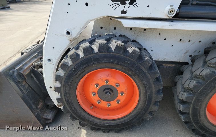 image for item NZ9841 2009 Bobcat S130 skid steer loader