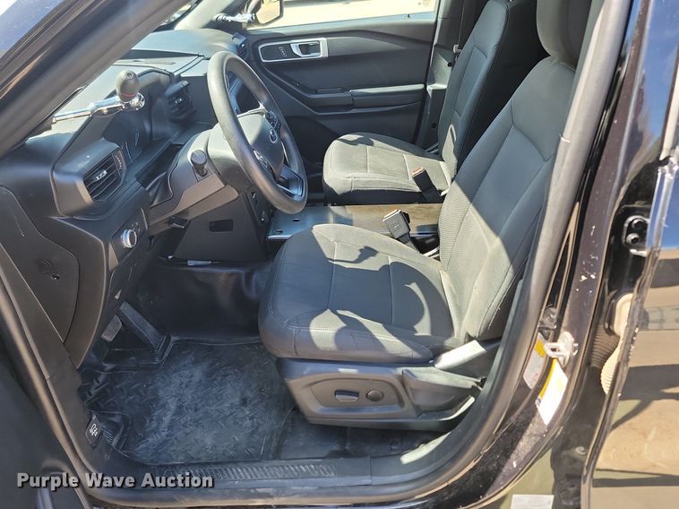 image for item NZ9842 2021 Ford  Explorer Police Interceptor  SUV