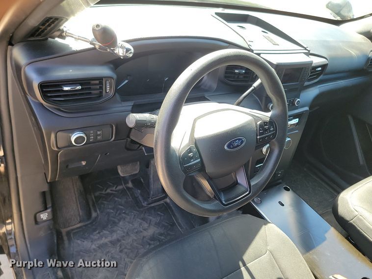 image for item NZ9842 2021 Ford  Explorer Police Interceptor  SUV