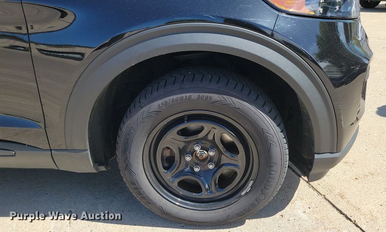 image for item NZ9842 2021 Ford  Explorer Police Interceptor  SUV