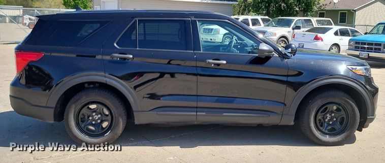 image for item NZ9843 2021 Ford  Explorers Police Interceptor  SUV