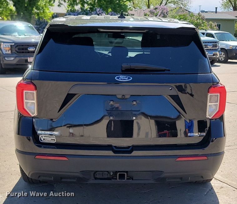 image for item NZ9843 2021 Ford  Explorers Police Interceptor  SUV