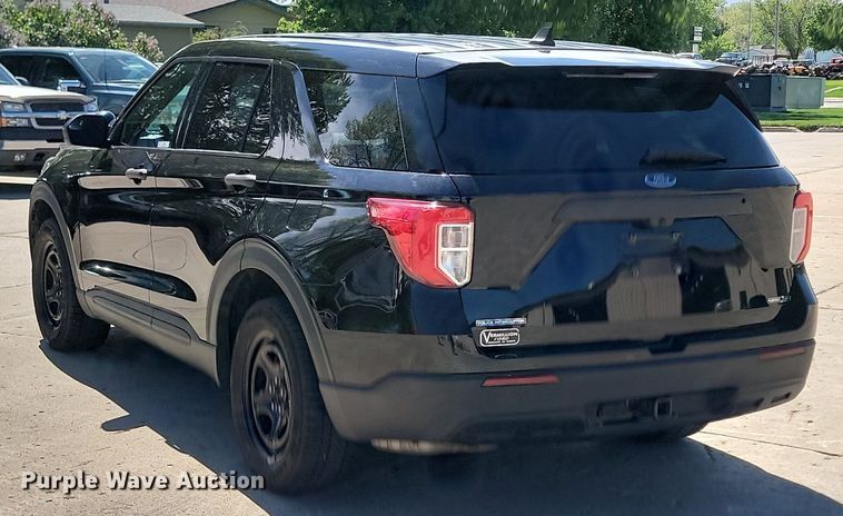 image for item NZ9843 2021 Ford  Explorers Police Interceptor  SUV