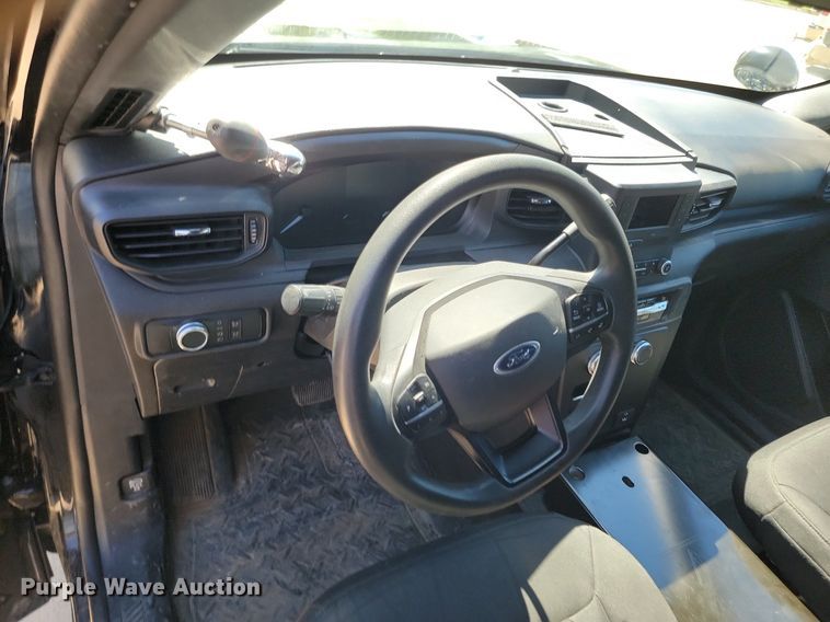 image for item NZ9843 2021 Ford  Explorers Police Interceptor  SUV