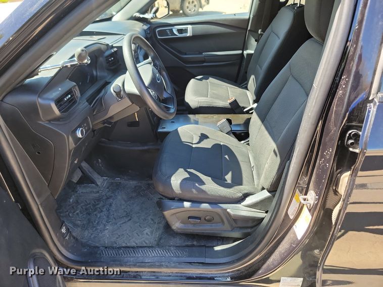 image for item NZ9843 2021 Ford  Explorers Police Interceptor  SUV