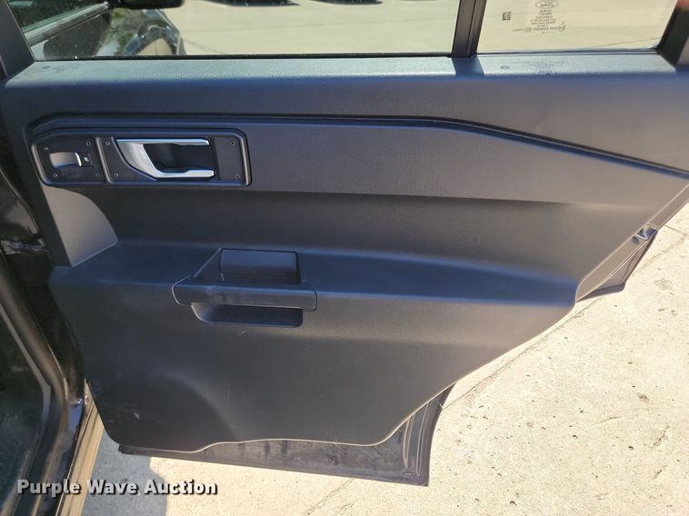 image for item NZ9843 2021 Ford  Explorers Police Interceptor  SUV