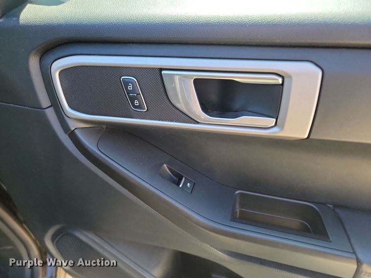 image for item NZ9843 2021 Ford  Explorers Police Interceptor  SUV