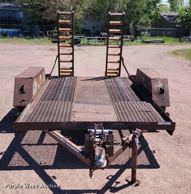 image for item NZ9847 1982 Degest utility trailer